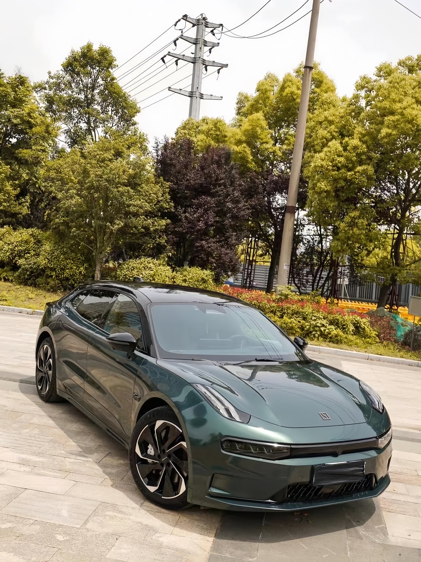 Anole Glossy Metallic Gotland Green Car Vinyl Wrap