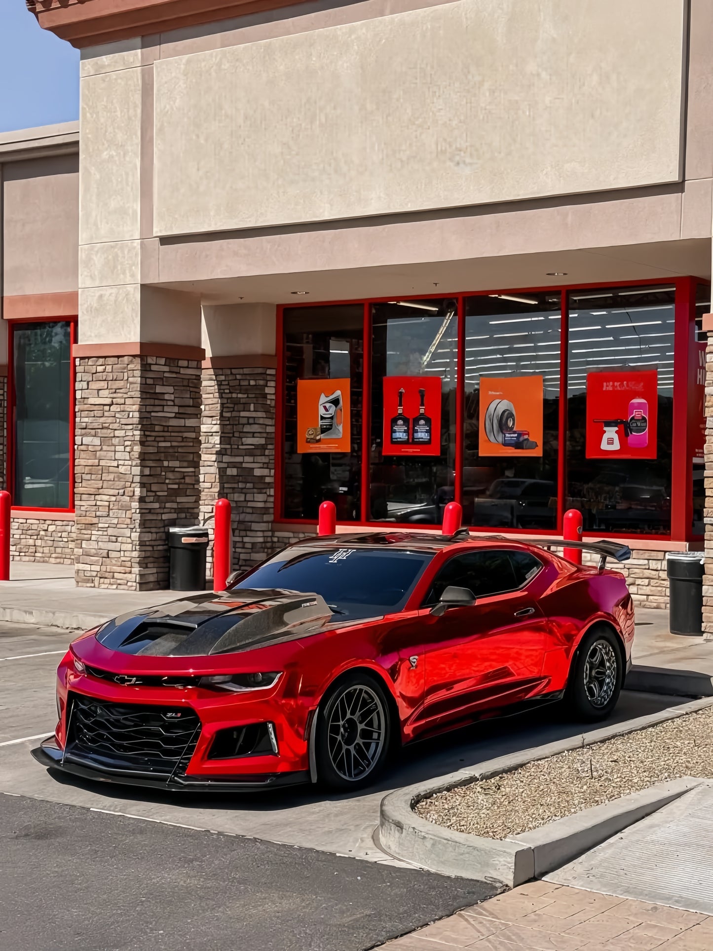 Anole Mirror Chrome Stretching Red Vinyl Car Wrap