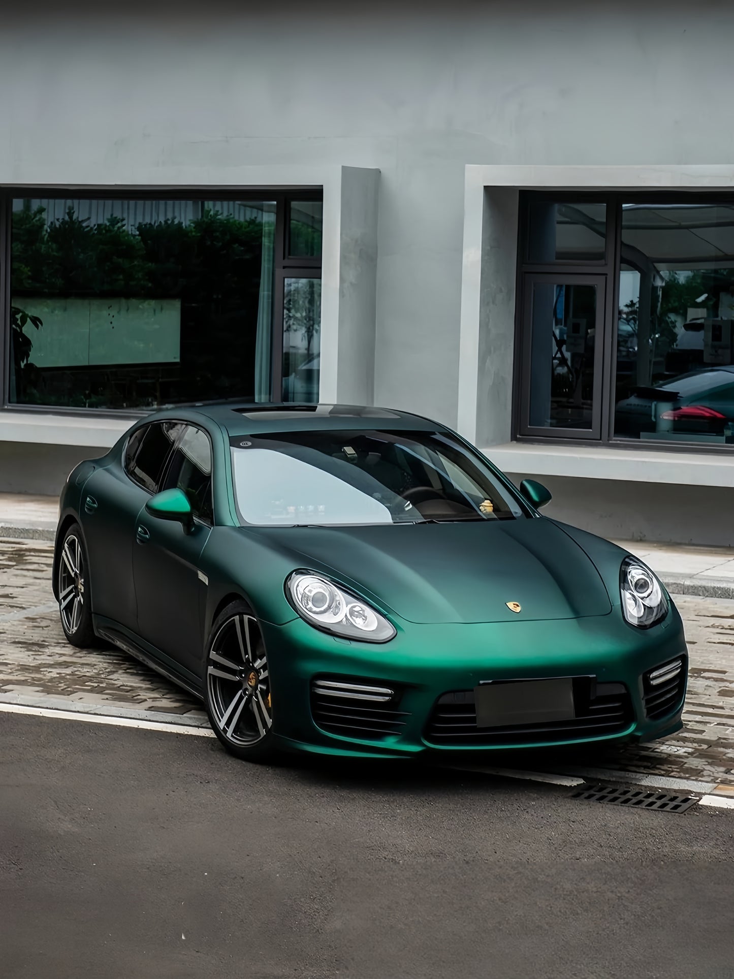 Anole Satin Chrome Silk Green Vinyl Car Wrap
