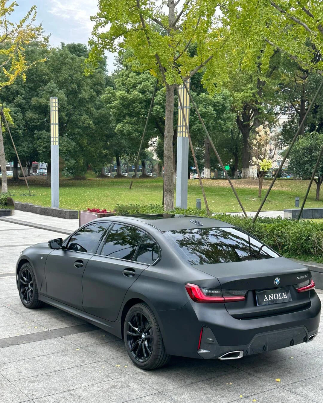 Anole Frosted Matte Black Vinyl Car Wrap