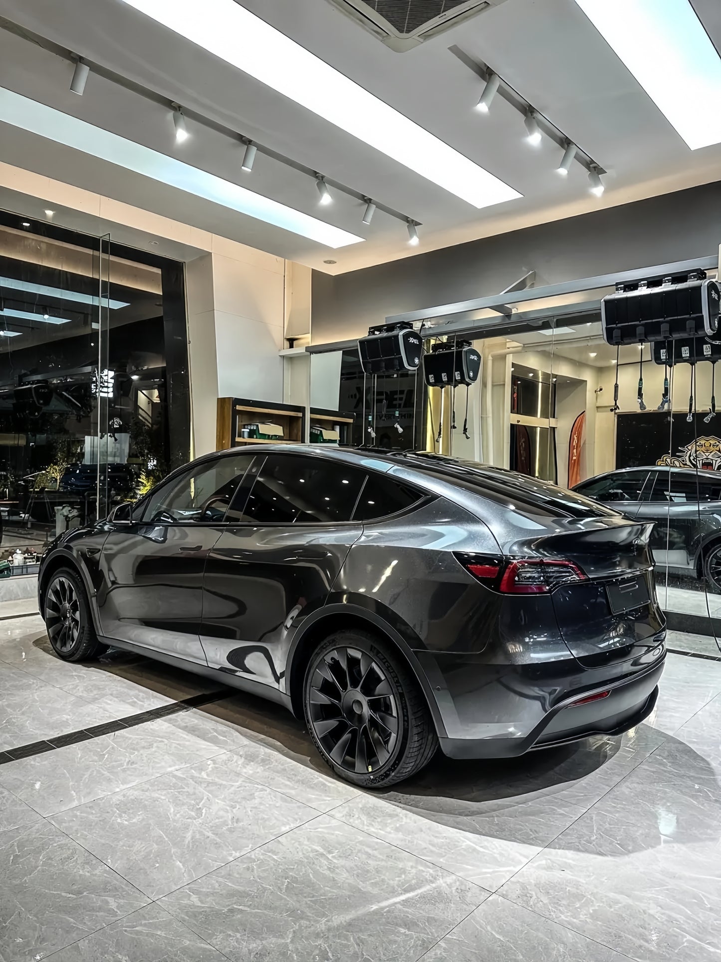 Anole Glossy Metallic Dim Gray Car Vinyl Wrap