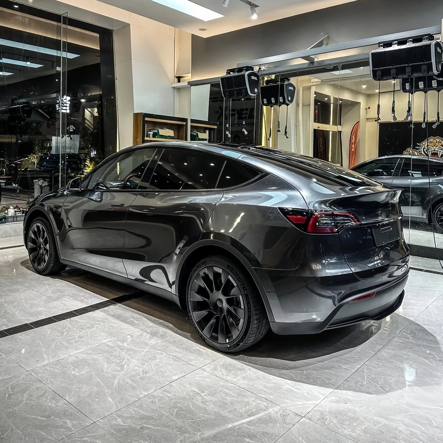 Anole Glossy Metallic Dim Gray Car Vinyl Wrap