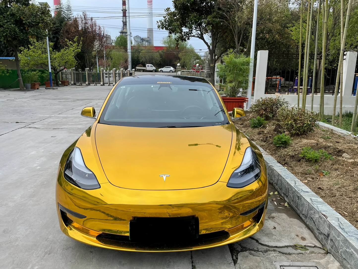 Anole Mirror Chrome Stretching Gold Vinyl Car Wrap