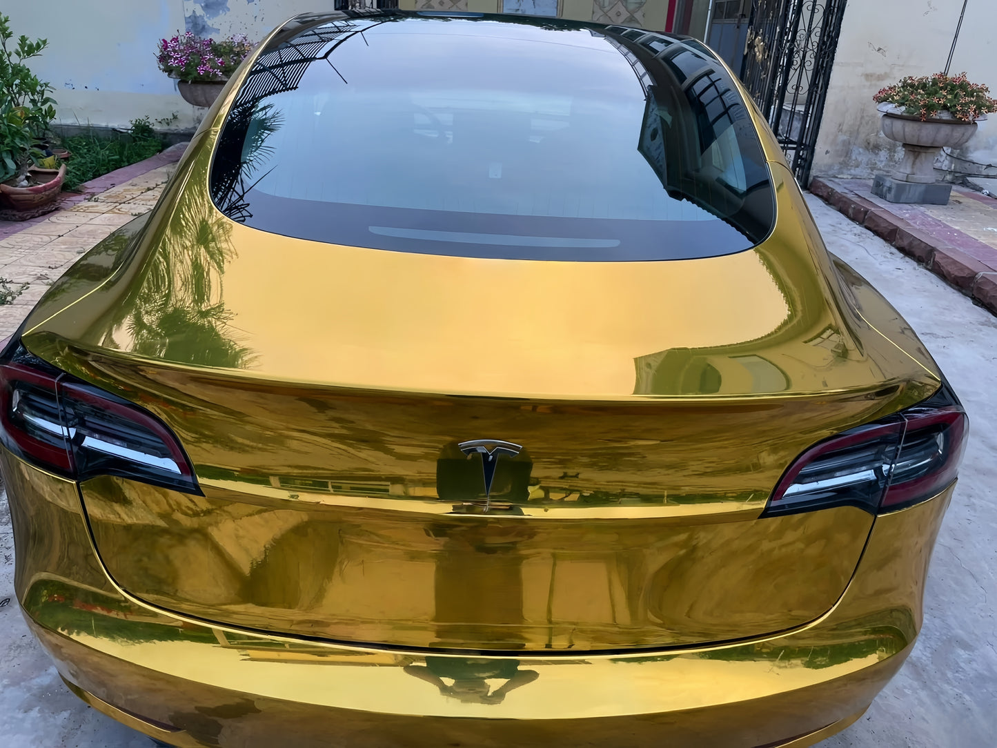 Anole Mirror Chrome Stretching Gold Vinyl Car Wrap
