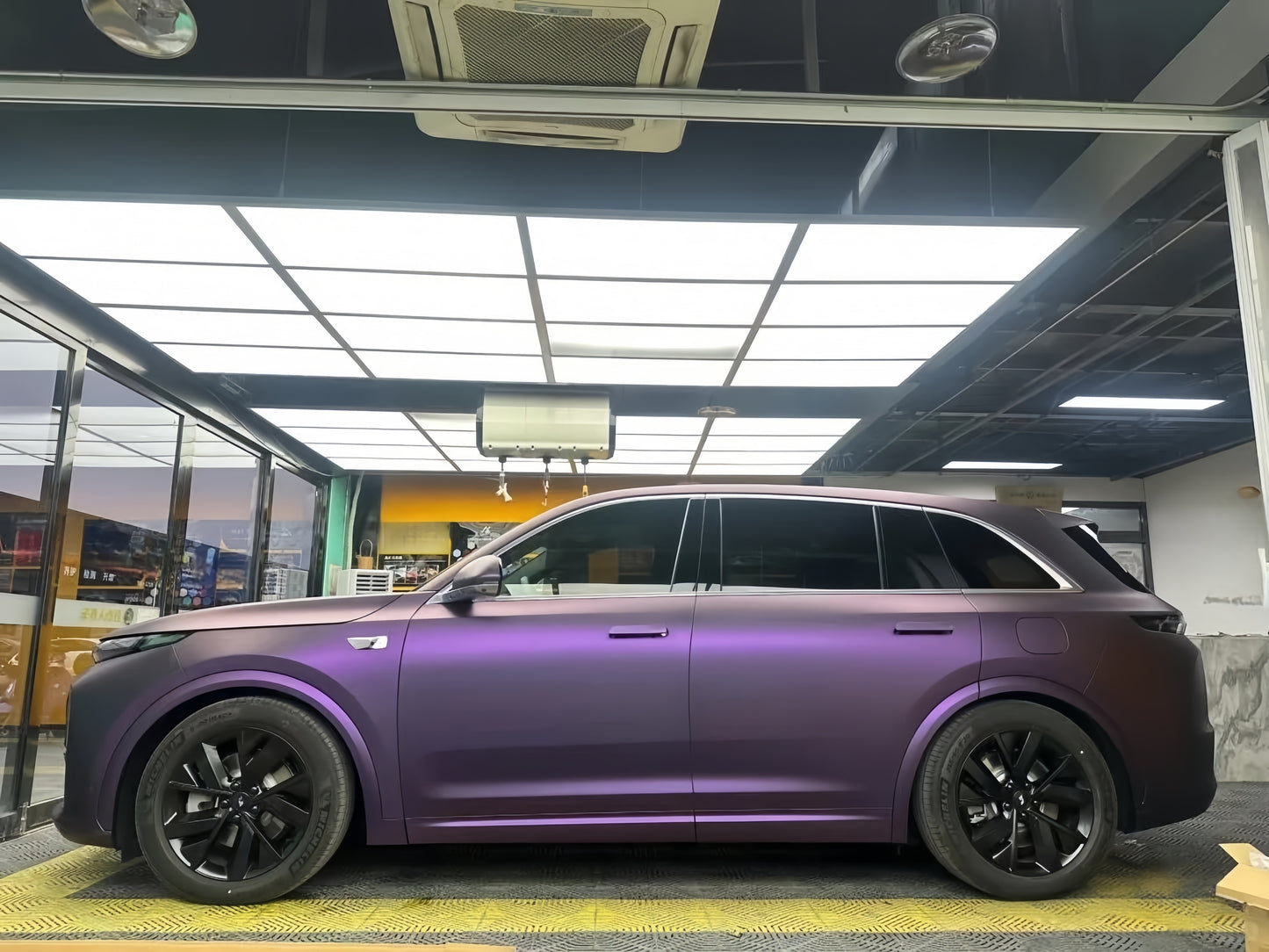 Anole Matte Russian Violet Vinyl Car Wrap