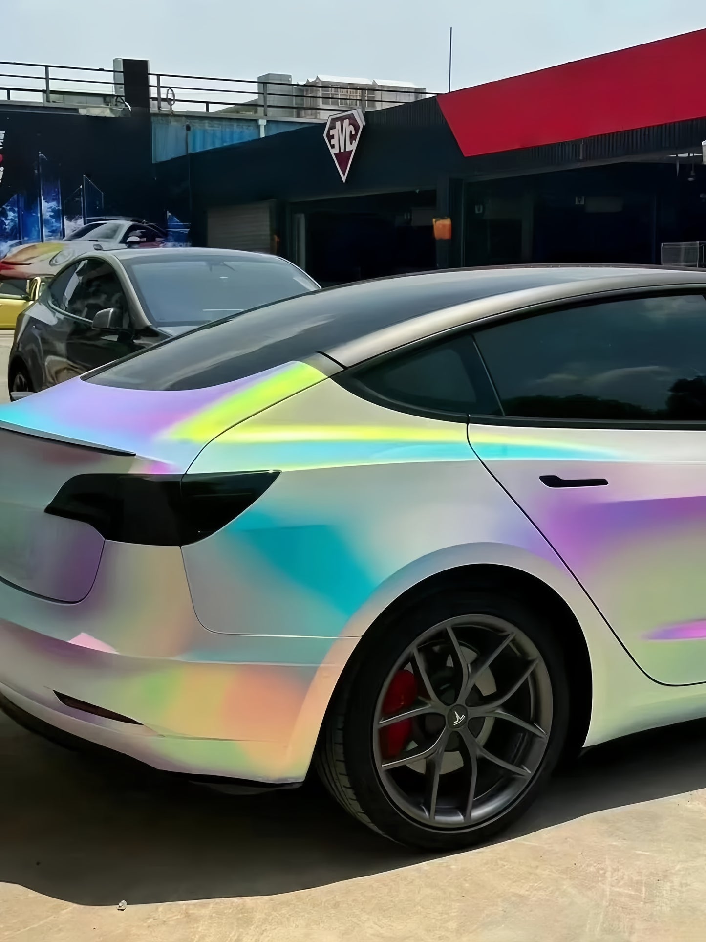Anole Glossy Iridescent Opal Chrome White Laser Car Vinyl Wrap