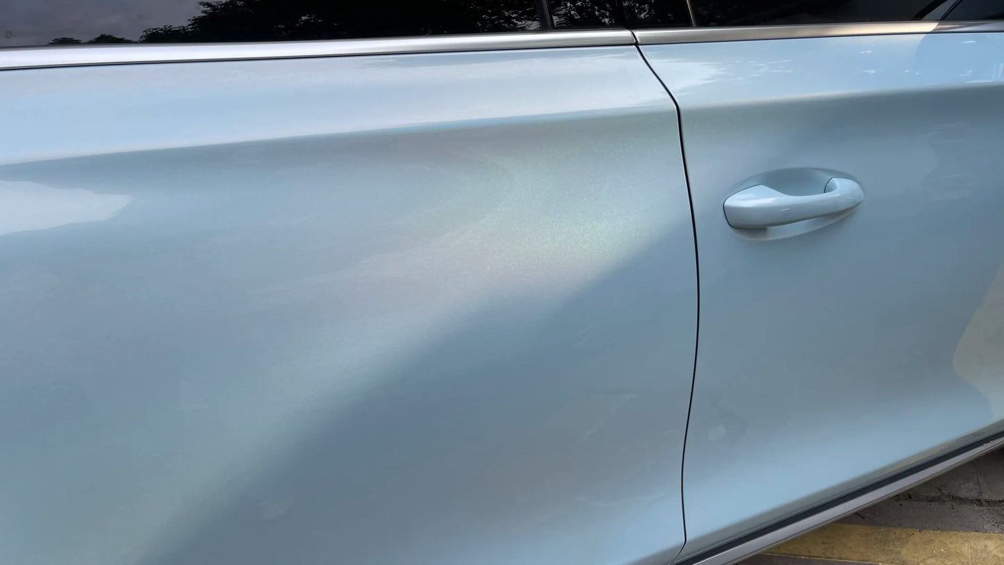 Anole Iridescence Laser Diamond Glacier Blue Vinyl Wrap
