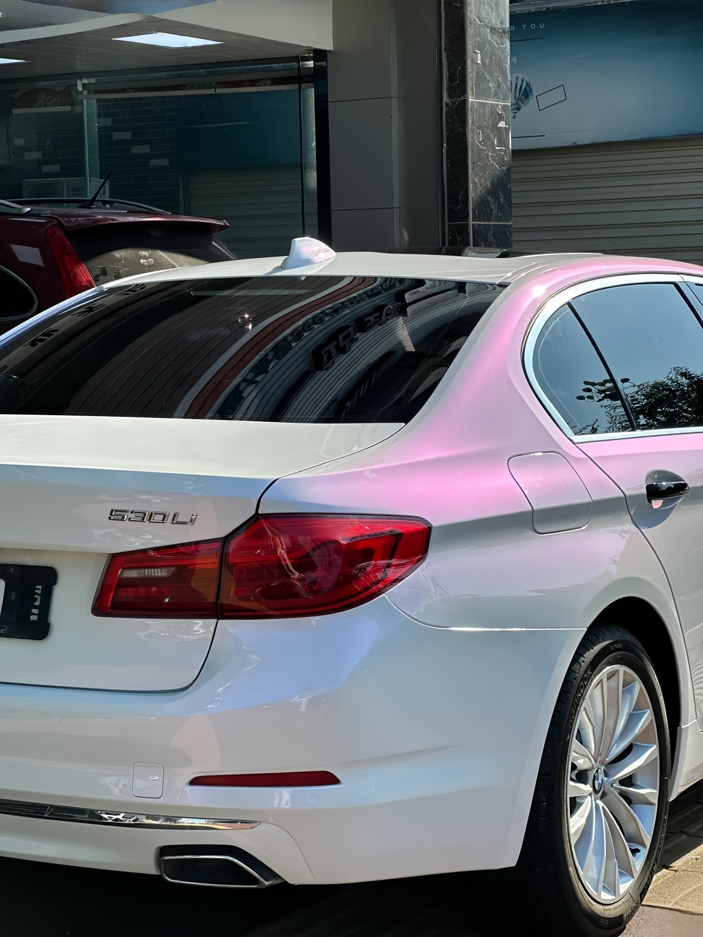 Anole High Glossy White to Purple Vinyl Car Wrap