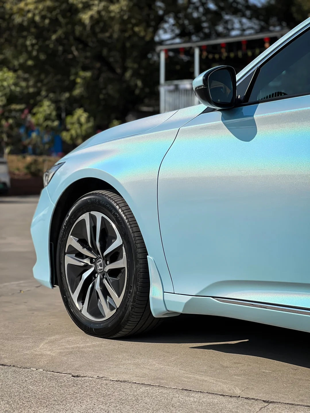 Anole Iridescence Laser Diamond Glacier Blue Vinyl Wrap