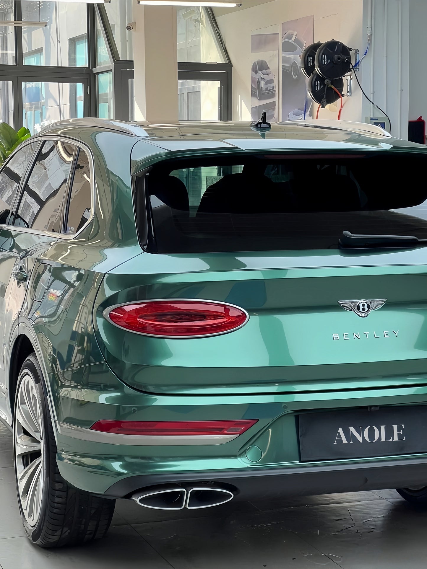 Anole Glossy Metallic Sacramento Green Car Vinyl Wrap