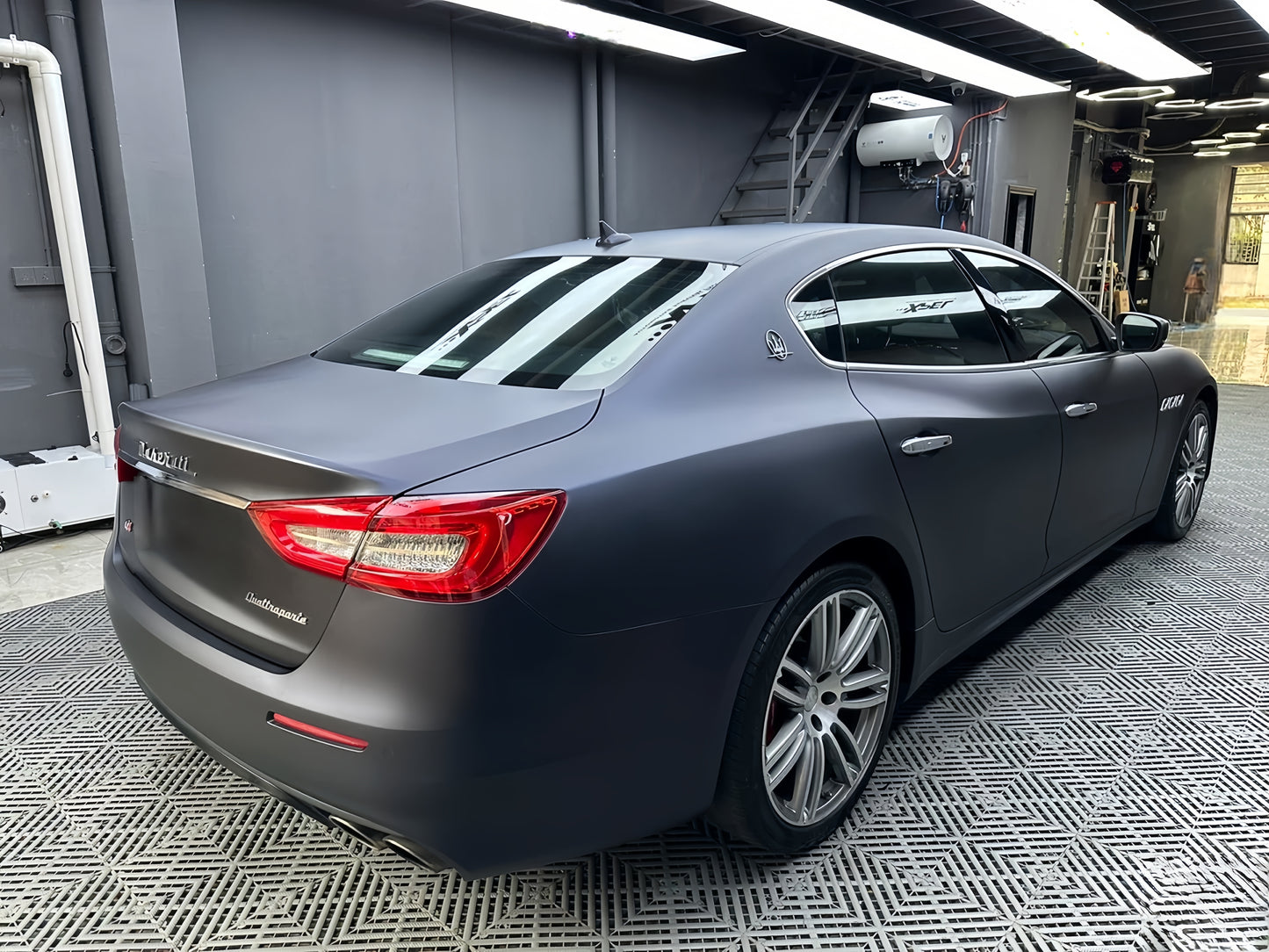 Anole Matte Metallic Black Blue Vinyl Car Wrap