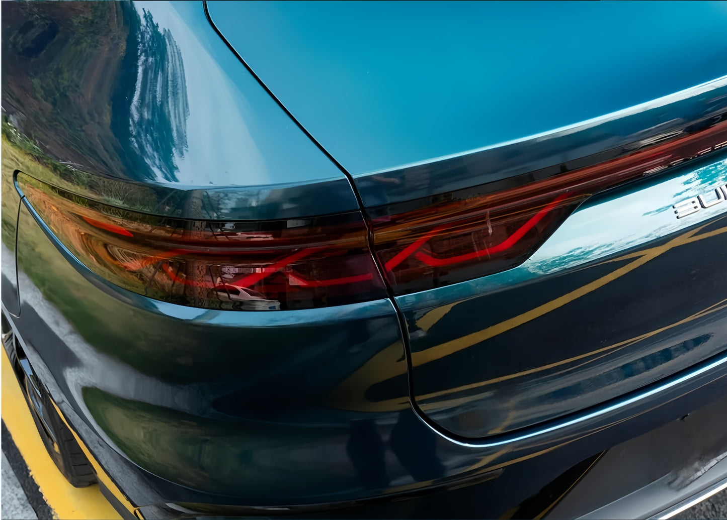 Anole Glossy Metallic Deep Jungle Green Car Vinyl Wrap