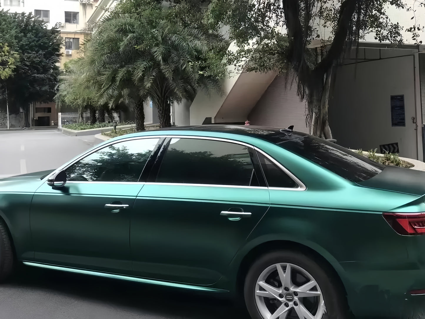 Anole Satin Chrome Paolo Veronese Green Vinyl Car Wrap