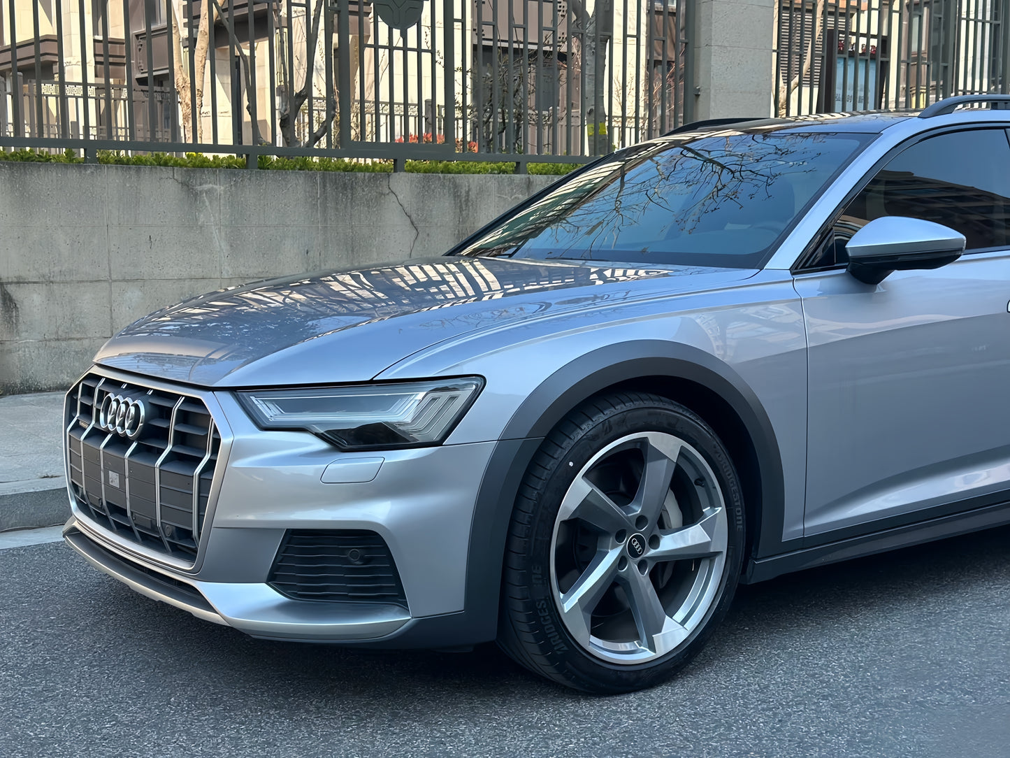 Anole Glossy Metallic Florett Silver Car Vinyl Wrap