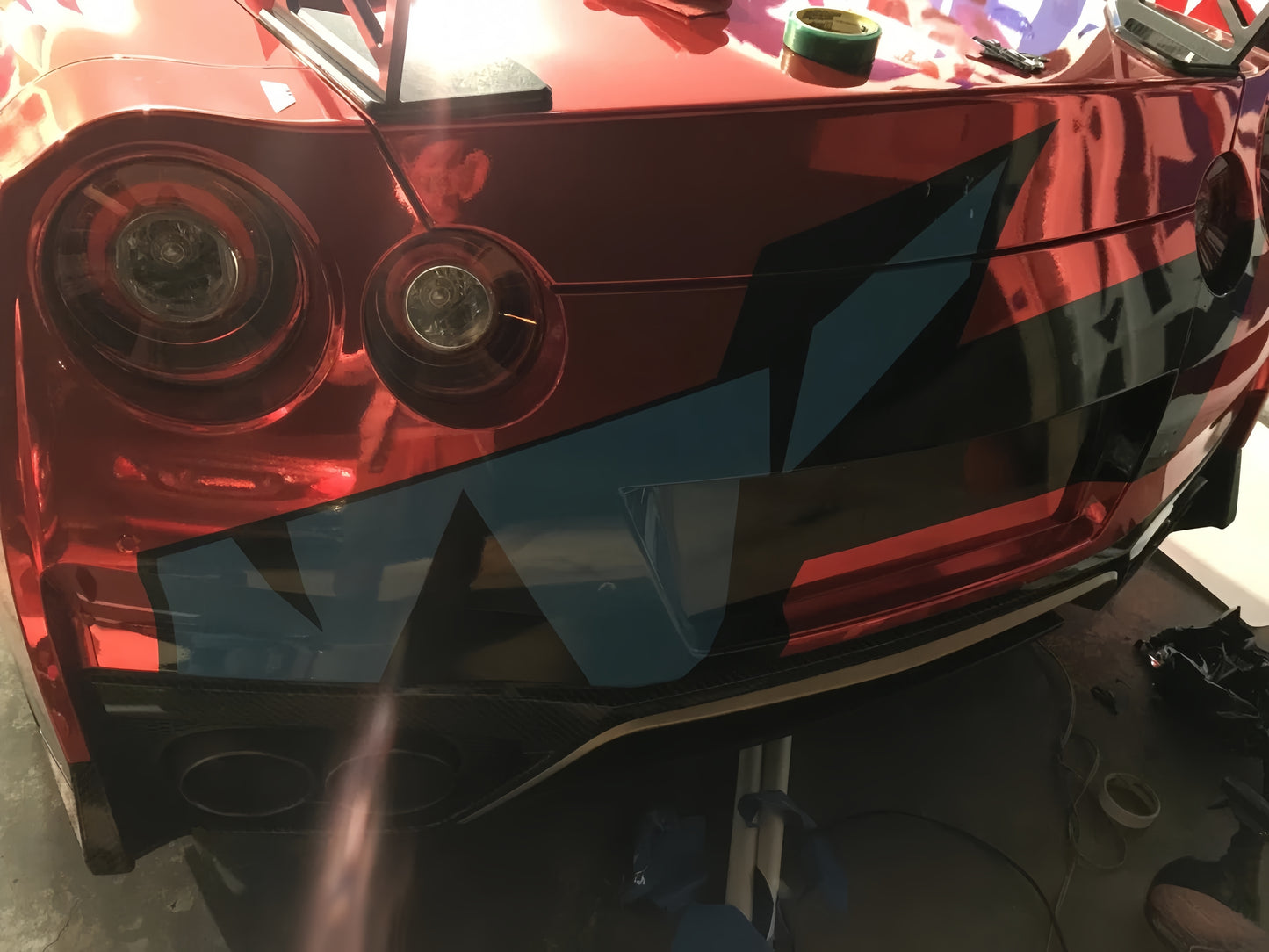 Anole Mirror Chrome Stretching Red Vinyl Car Wrap