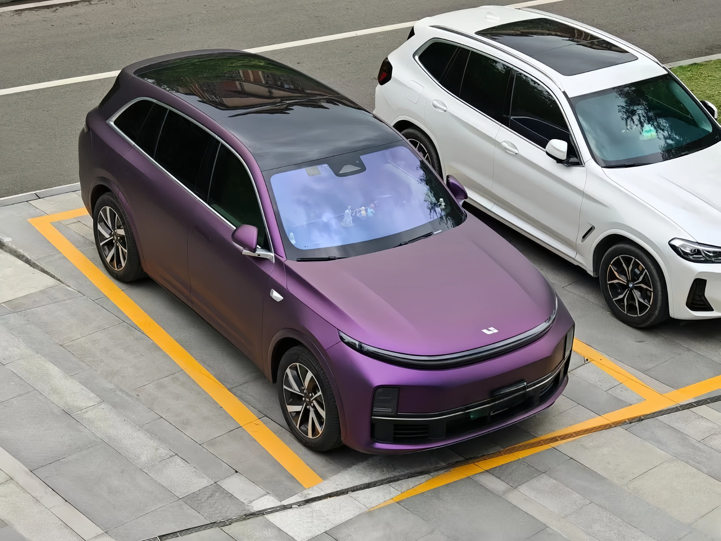 Anole Matte Russian Violet Vinyl Car Wrap