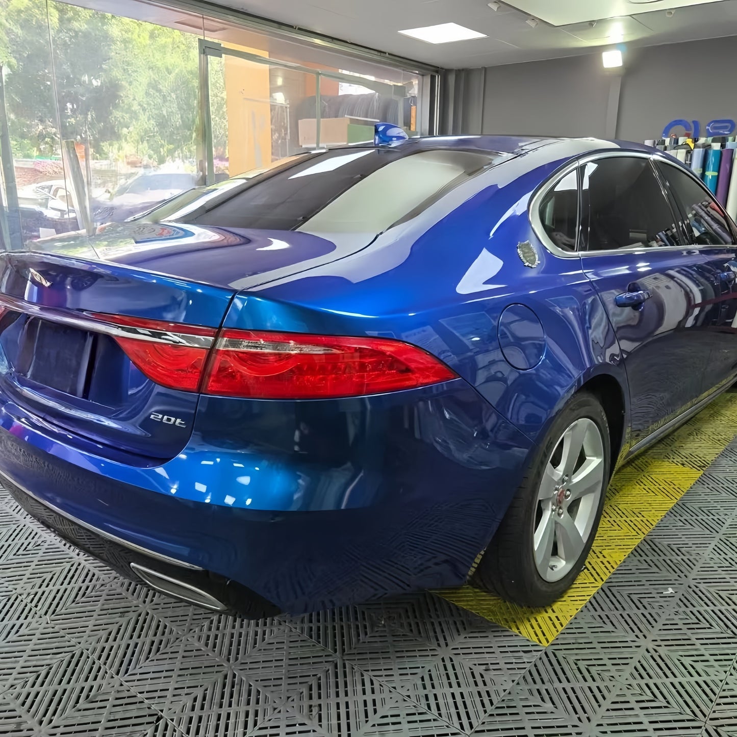 Anole Glossy Metallic Deep Blue Vinyl Car Wrap