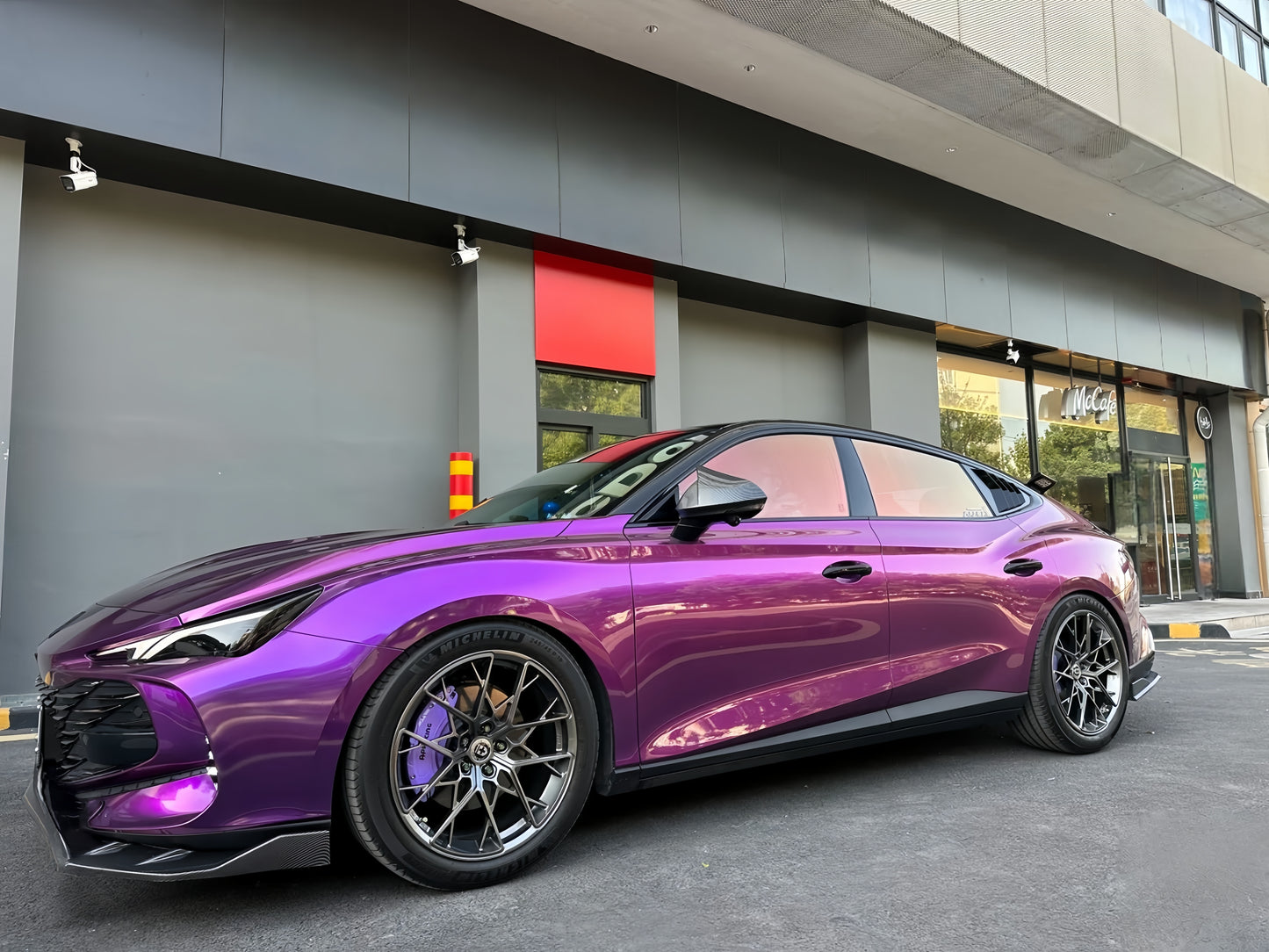 Anole Glossy Metallic Grape Purple Car Vinyl Wrap
