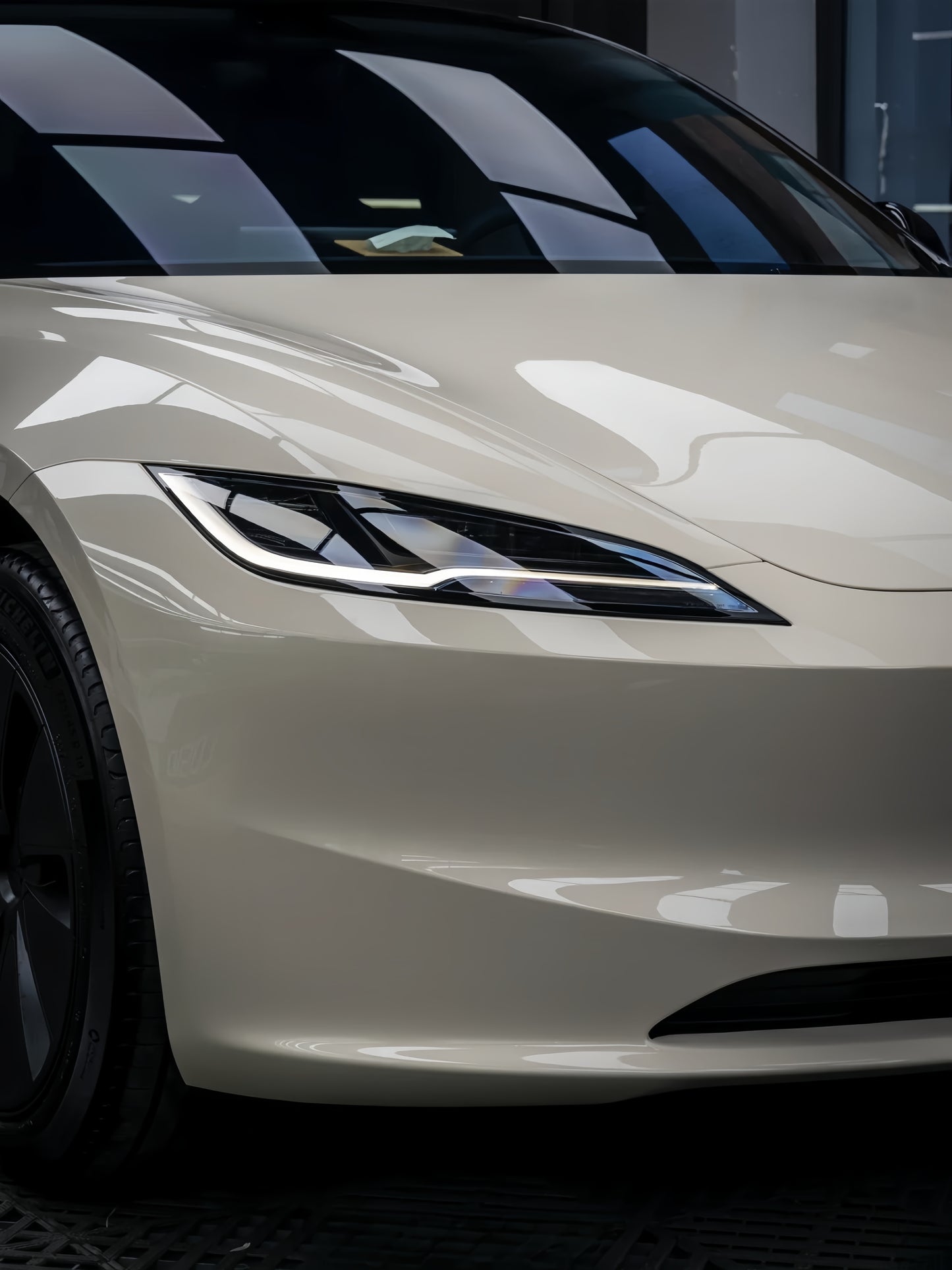 Anole High Glossy Simply White Avorio Cream Vinyl Car Wrap