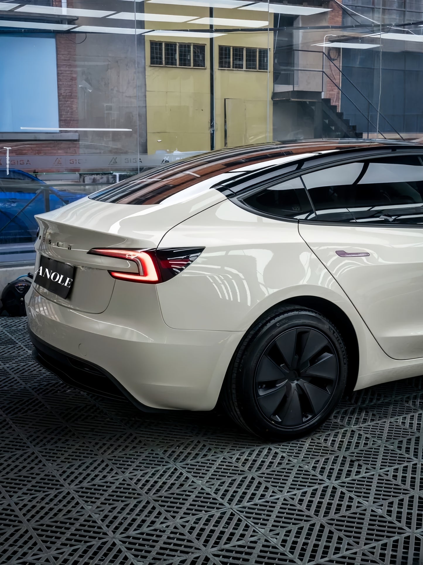 Anole High Glossy Simply White Avorio Cream Vinyl Car Wrap