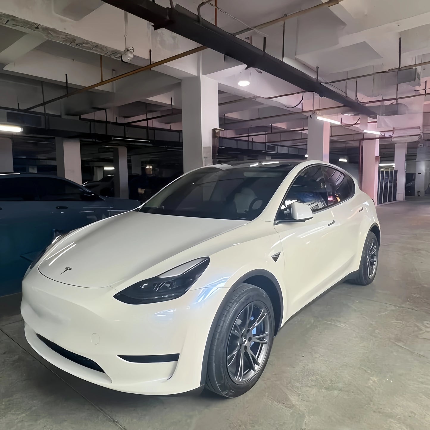 Anole High Glossy White to Blue Car Wrap Vinyl