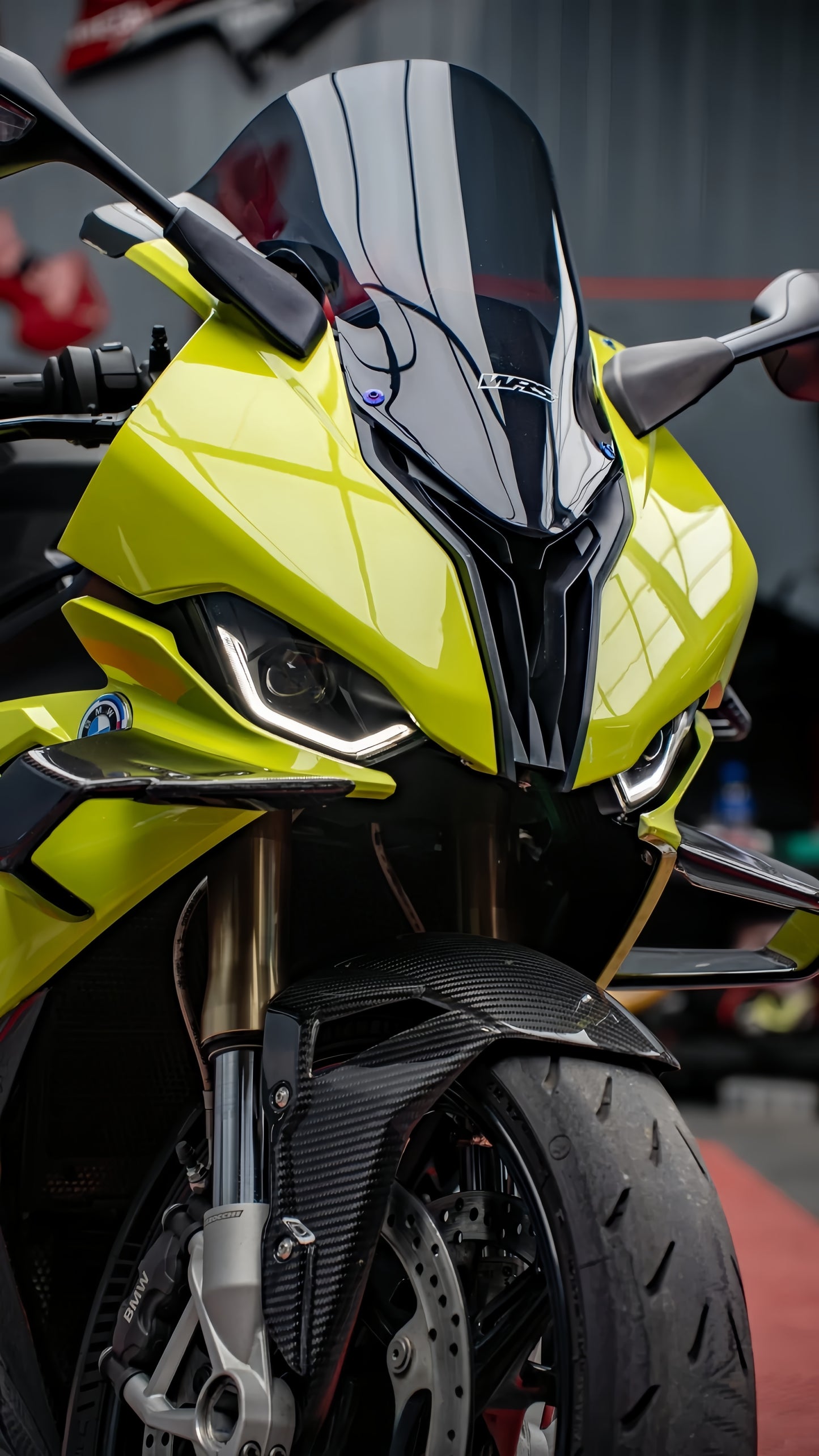 Anole High Glossy Chartreuse Yellow Track Yellow Vinyl Car Wrap