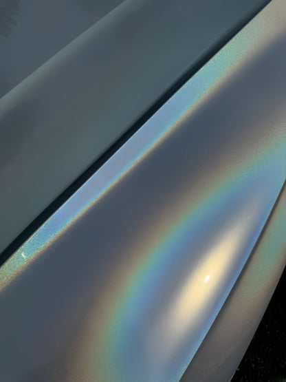 Anole Rainbow Metallic Majestic White/ Iridescent Laser White Vinyl Car Wrap