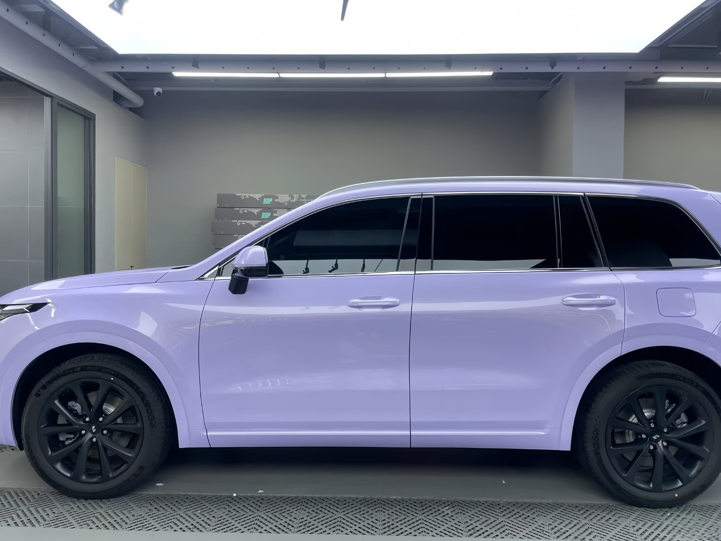 Anole Super Glossy Periwinkle Purple Vinyl Car Wrap
