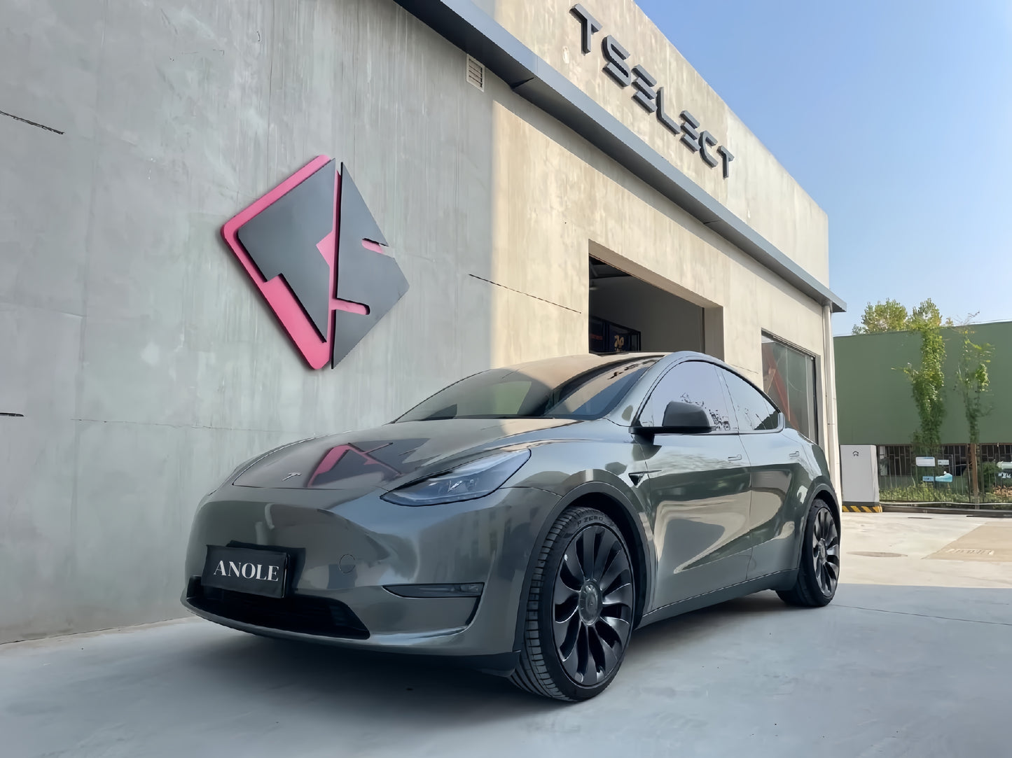 Anole Rainbow Metallic Majestic Dark Gray Vinyl Wrap Car
