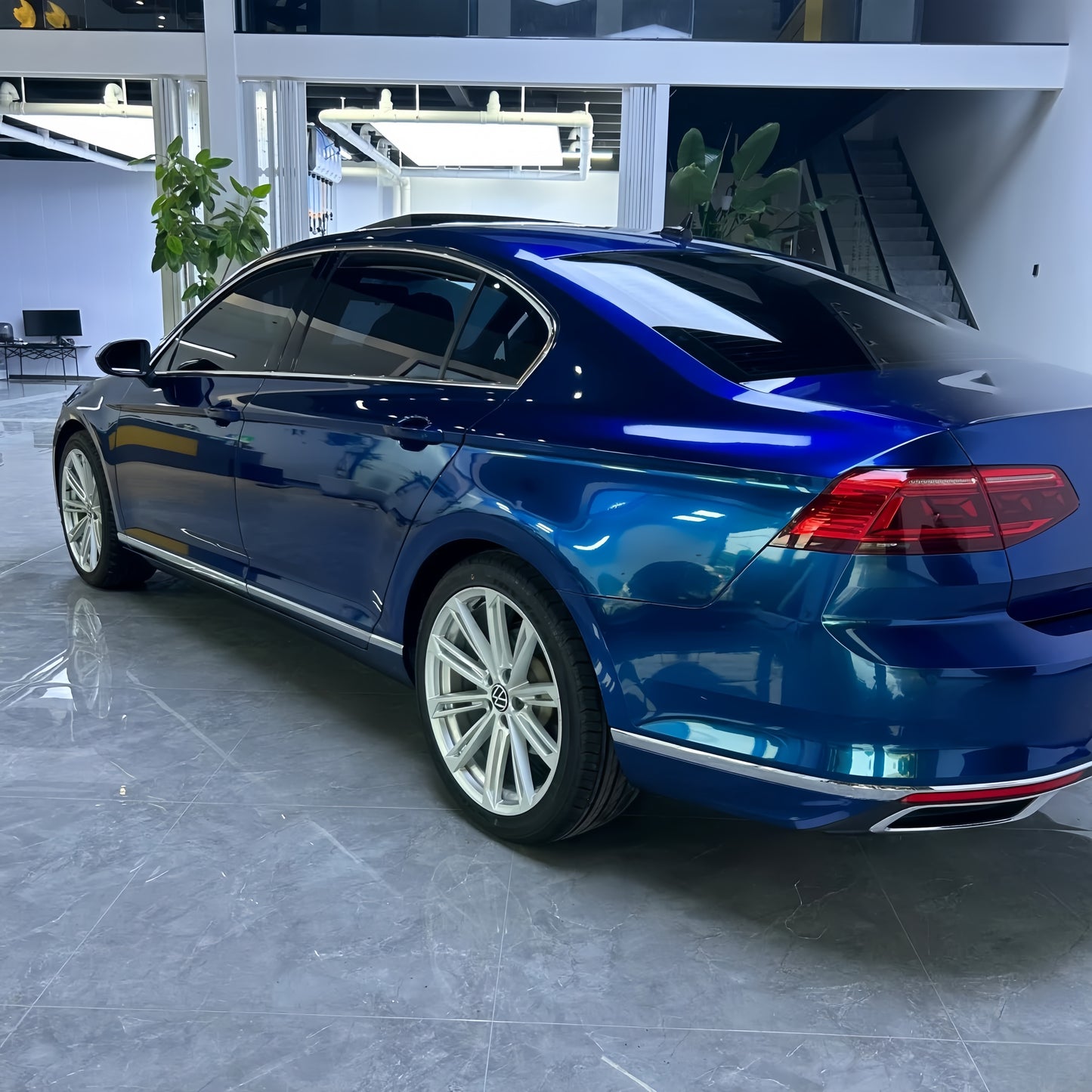 Anole Glossy Metallic Deep Blue Vinyl Car Wrap