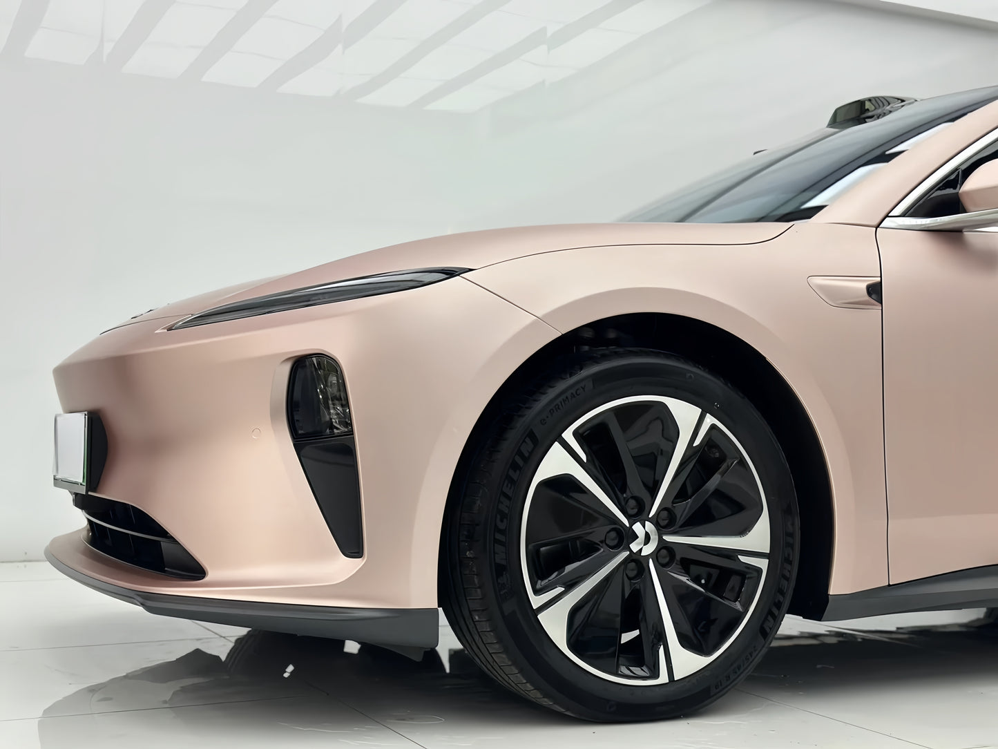 Anole Satin Chrome Silk Rose Gold Vinyl Car Wrap