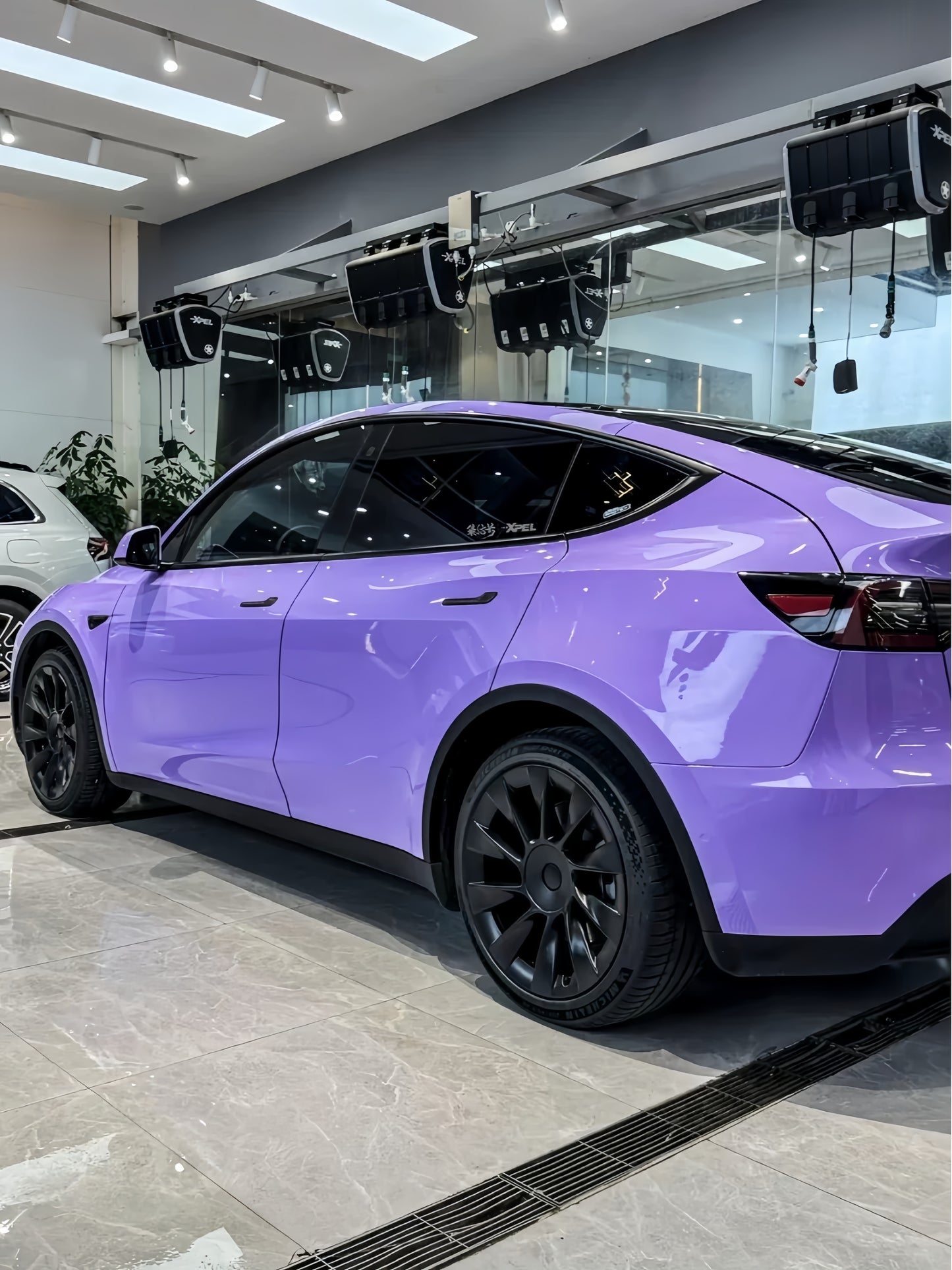 Anole Super Glossy Lavender Purple Vinyl Car Wrap