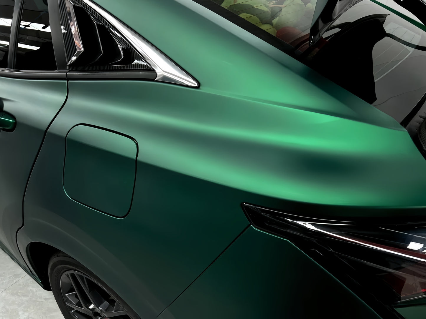 Anole Satin Chrome Silk Green Vinyl Car Wrap