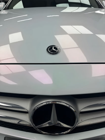 Anole Glossy White Red Vinyl Car Wrap