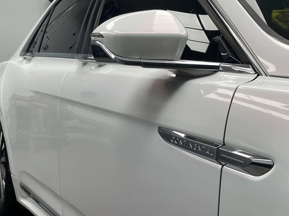 Anole Glossy White Red Vinyl Car Wrap