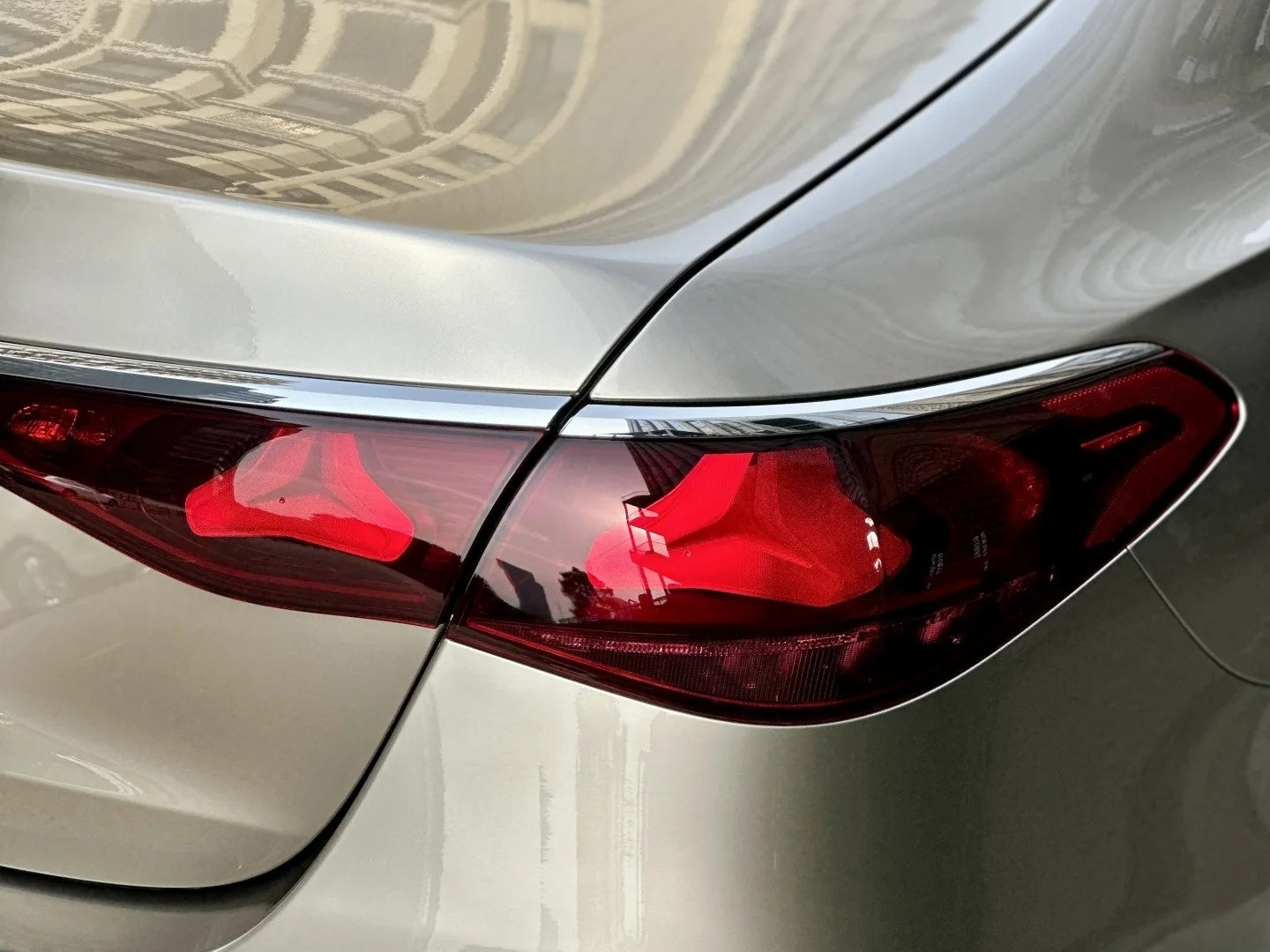 Anole Glossy Metallic Glitter Champagne / Millennium Jade Car Vinyl Wrap