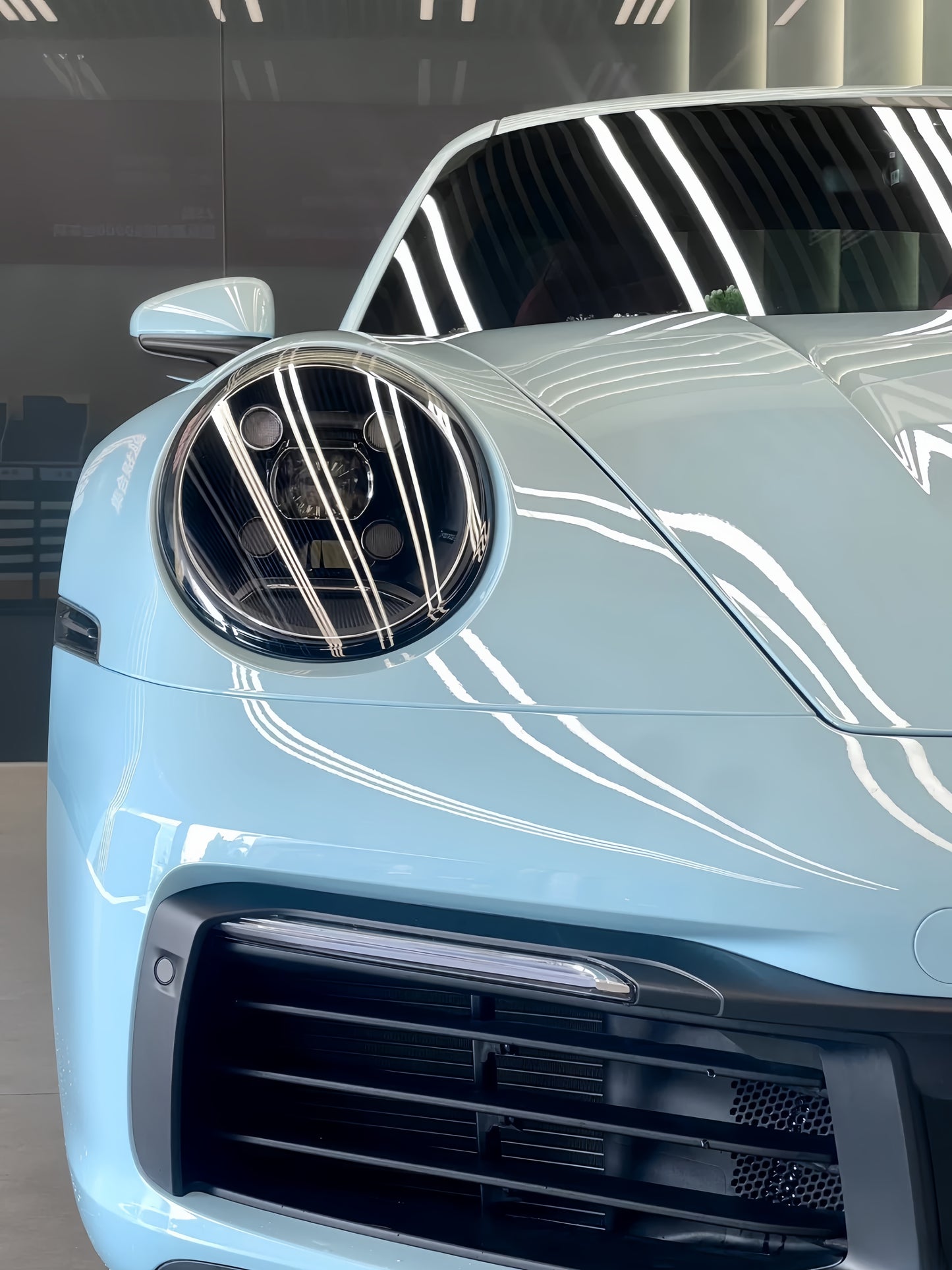 Anole Super Glossy Glacier Blue Vinyl Wrap Car