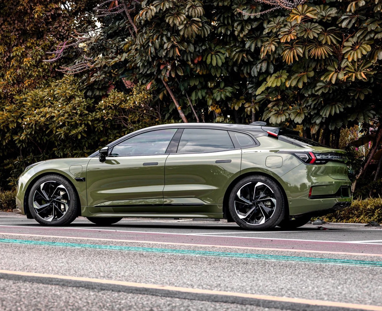 Anole Super Glossy Reseda Battle Green Vinyl Car Wrap