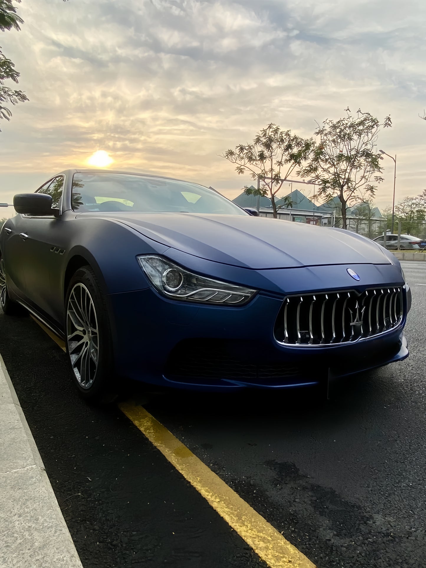 Anole Satin Chrome Saint Patrick Blue Vinyl Car Wrap