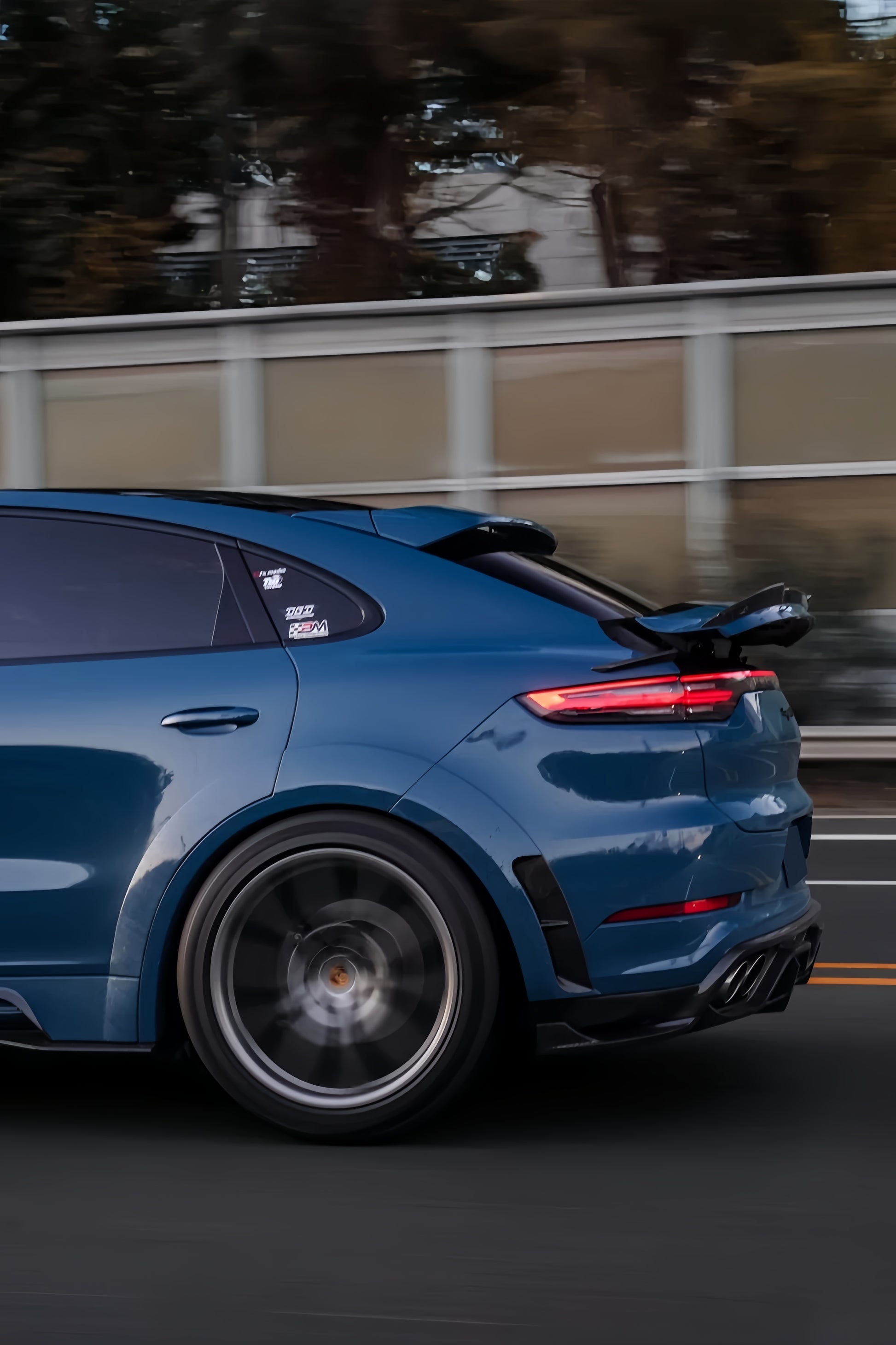 Anole High Gloss Crystal Porsche Deep Blue Vinyl Car Wrap