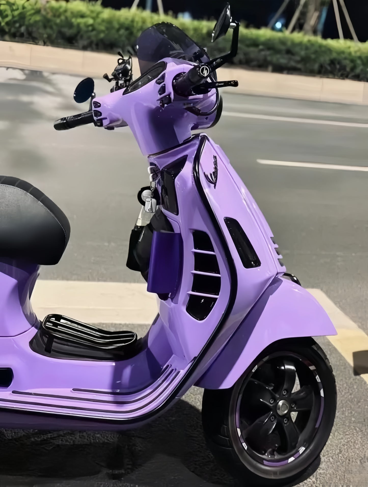Anole Super Glossy Lavender Purple Vinyl Car Wrap