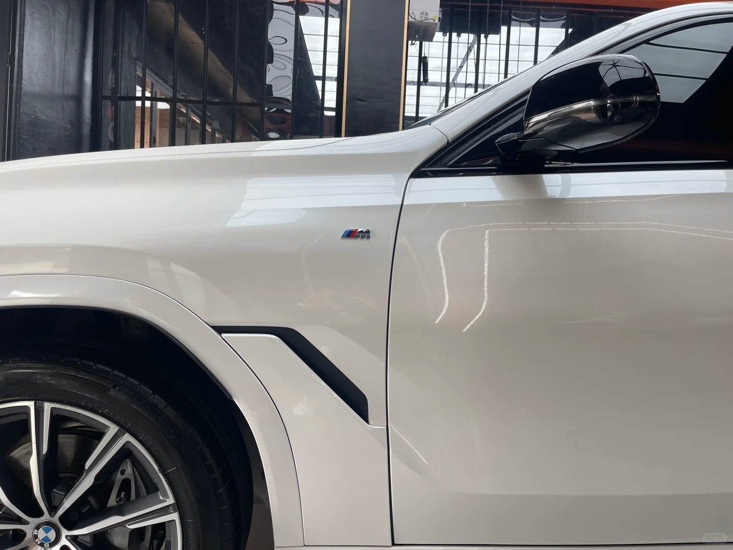 Anole Glossy Pearl White Car Vinyl Wrap