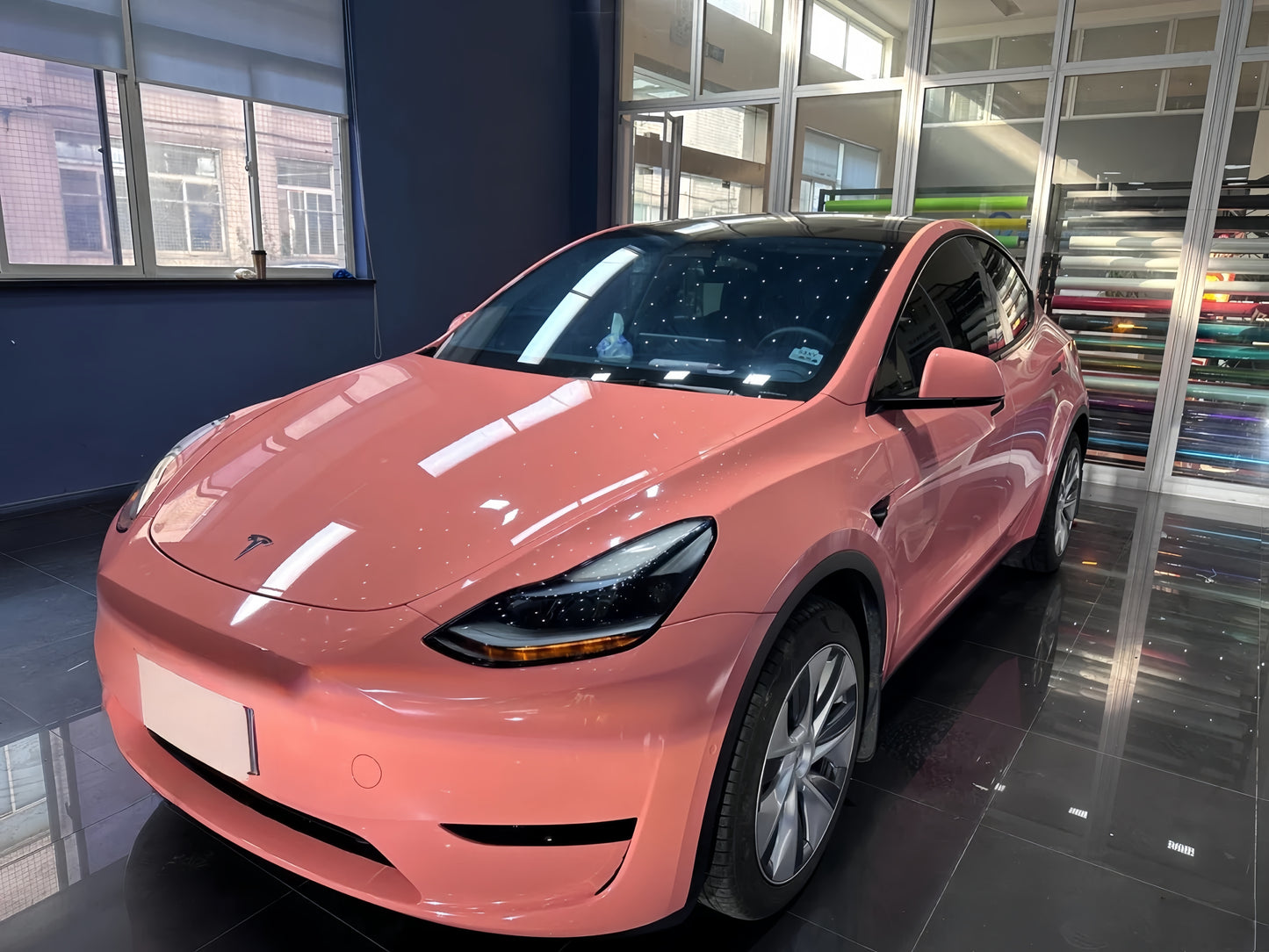 Anole Super Glossy Bubblegum / Piggy Pink Vinyl Car Wrap