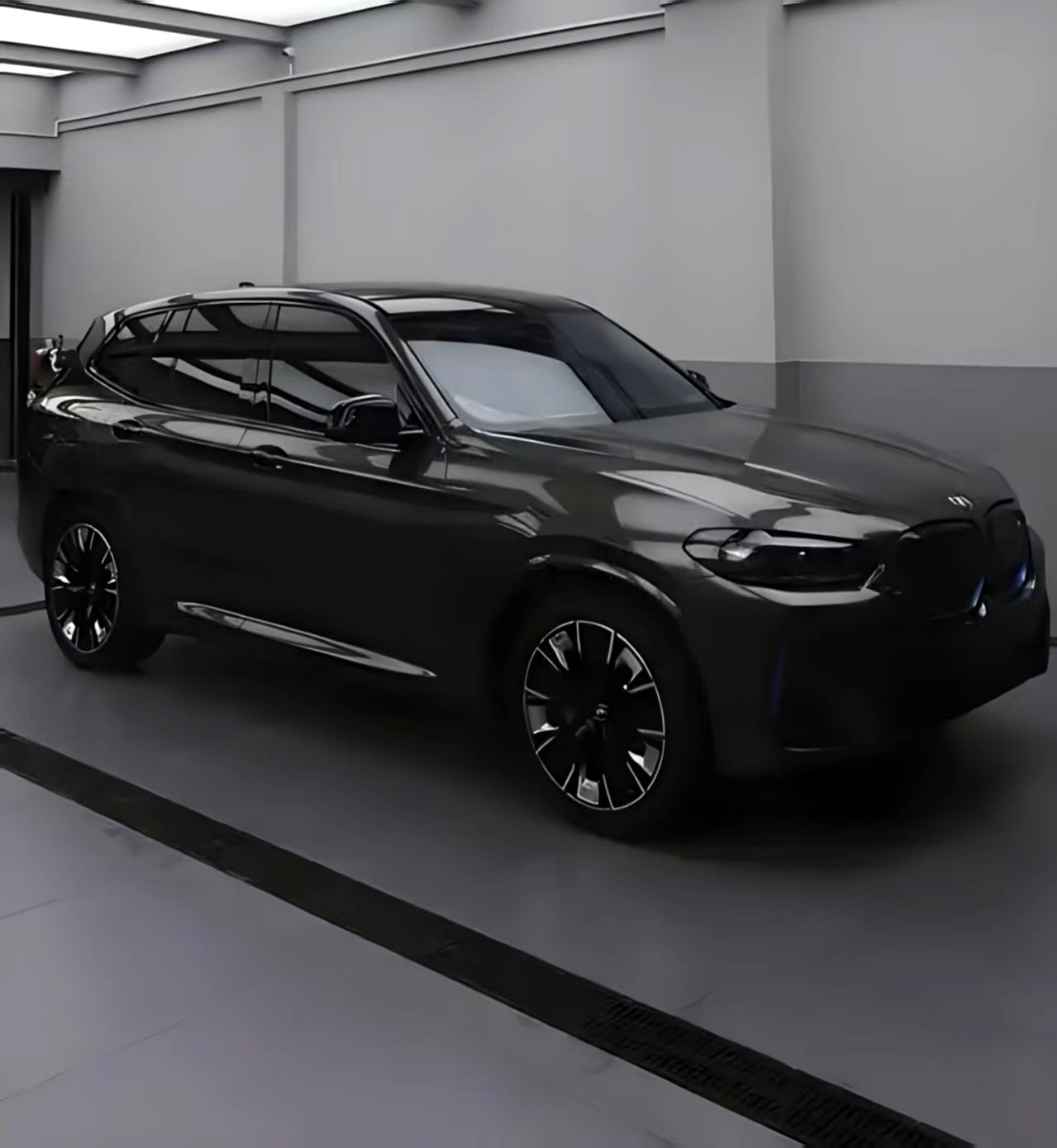 Anole Glossy Metallic Silver Gray Vinyl Car Wrap