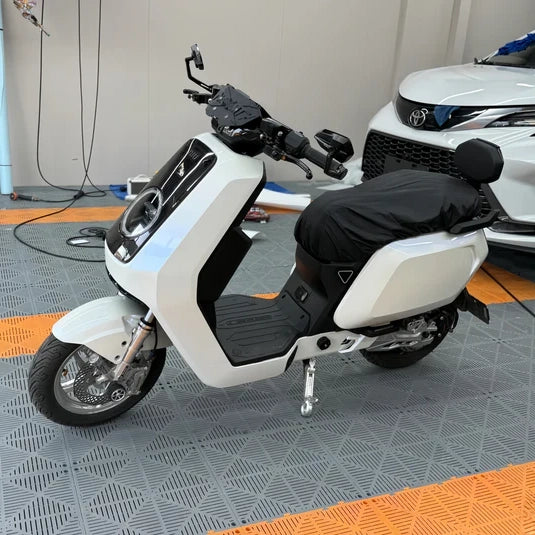 Anole High Glossy White to Blue Car Wrap Vinyl