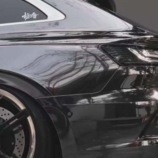 Anole Mirror Chrome Stretching Gray Car Wrap